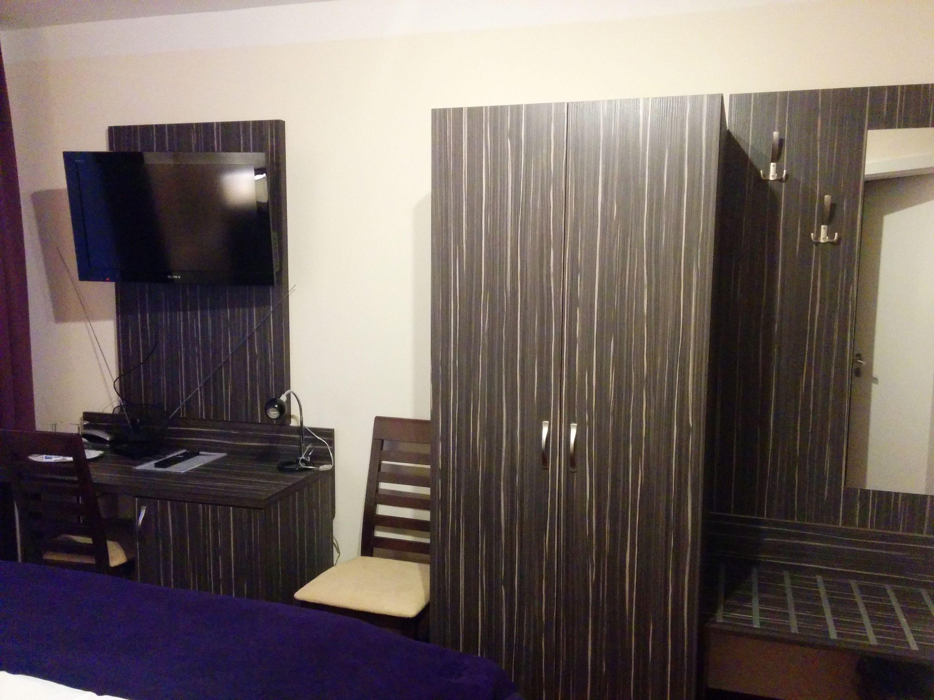 Hotel Famosa — Photos 1